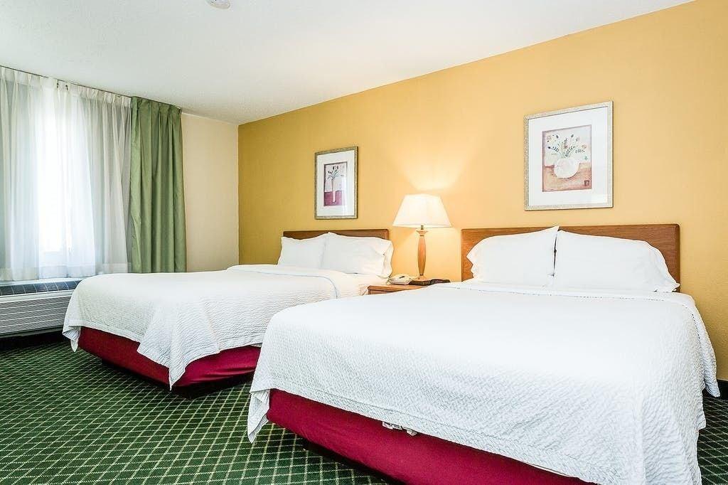 Comfort Inn Davenport East - Bettendorf Давенпорт Экстерьер фото